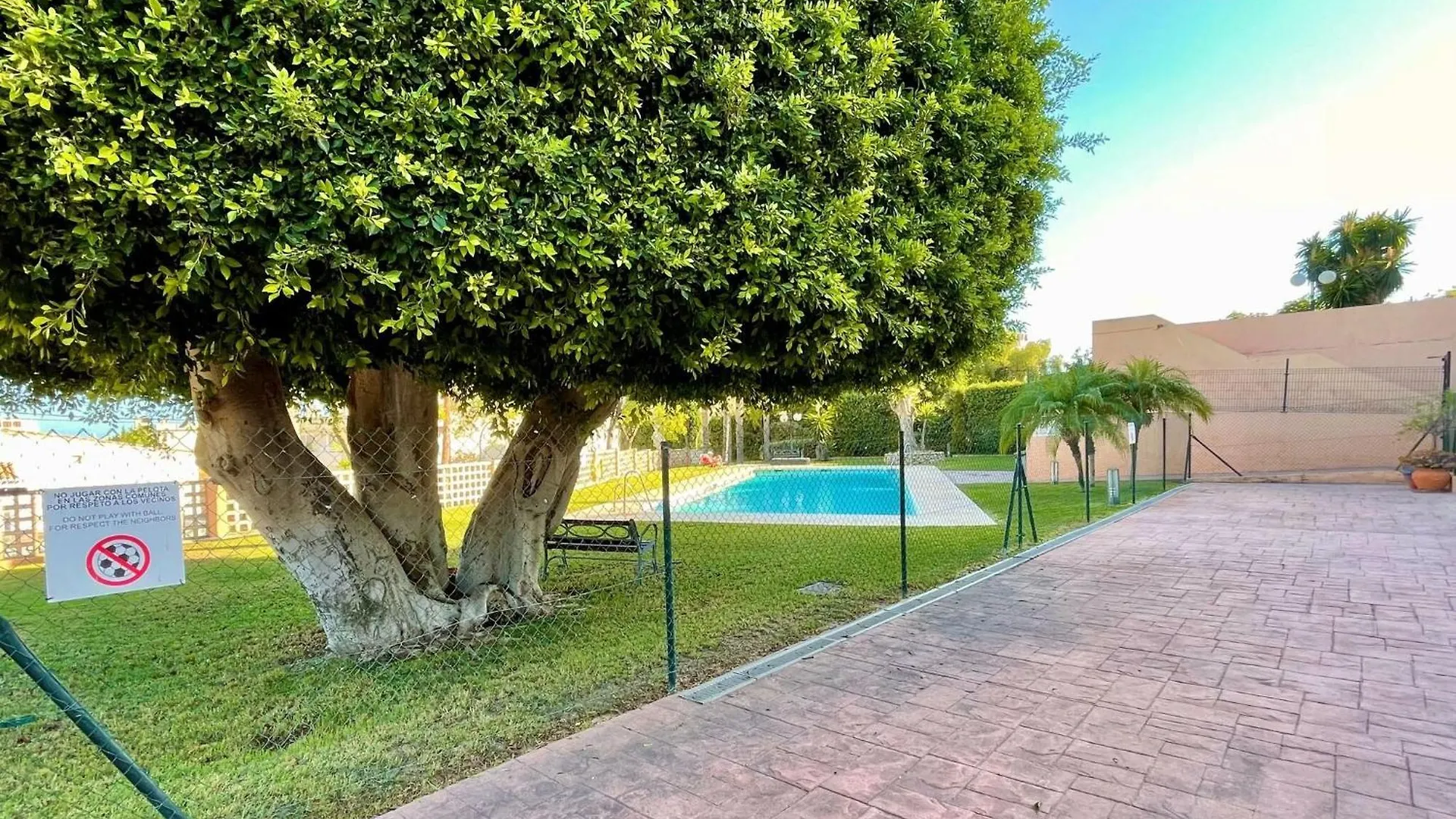 Apartment In Torremolinos Near Seabeach